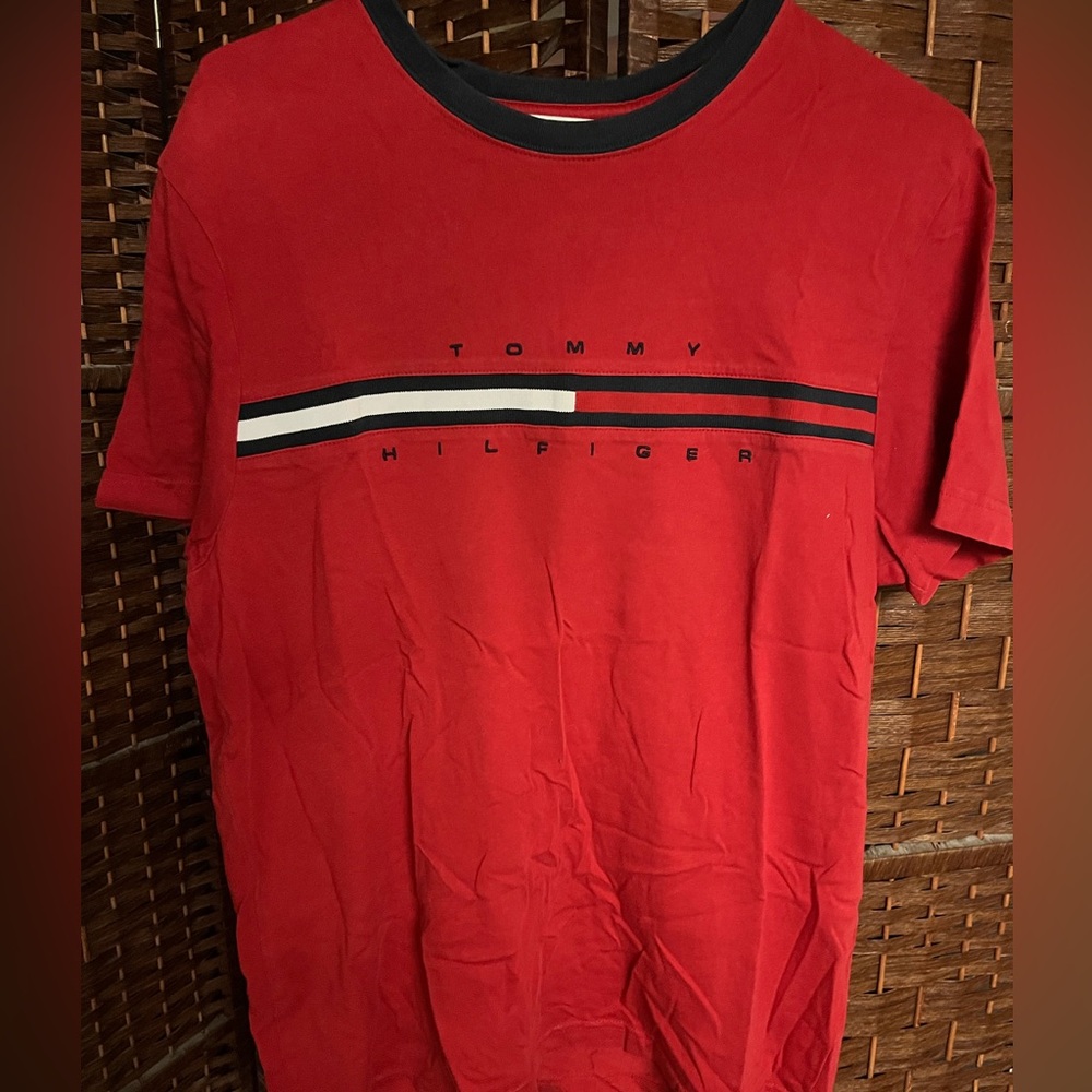 3 Small Tommy Hilfiger Tee shirts